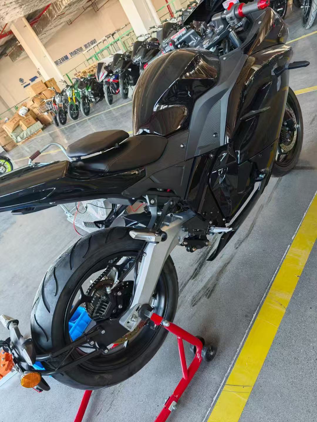 2024 Newest Fast Speed 72V Ele - 72V 5000W Electric Motorcycle 评论和价格